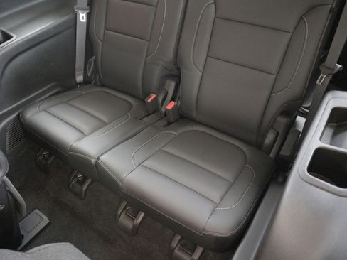 Used 2019 GMC Acadia SLT image 30