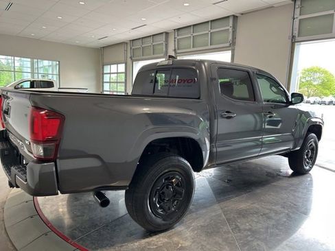 Used 2023 Toyota Tacoma SR AWD/4WD image 7