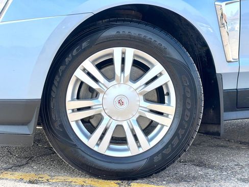 Used 2014 Cadillac SRX Luxury w/ Driver Awareness Package image 45