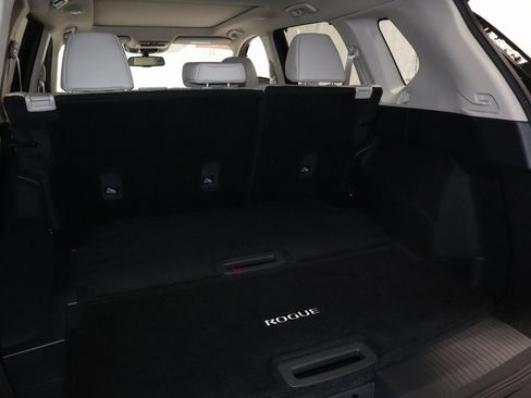 Certified 2024 Nissan Rogue SL w/ SL Premium Package image 20