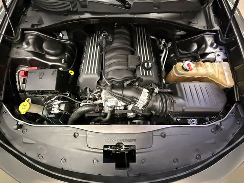 Used 2019 Dodge Charger Scat Pack image 27