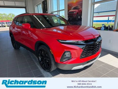 Used 2021 Chevrolet Blazer LT FWD image 1