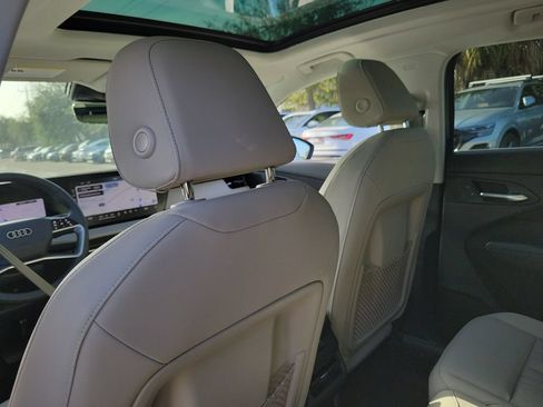 New 2026 Audi Q3 quattro 2.0T AWD/4WD image 25