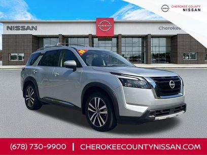 Certified 2025 Nissan Pathfinder Platinum