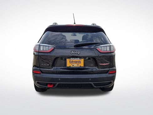 Used 2019 Jeep Cherokee Trailhawk AWD/4WD image 4