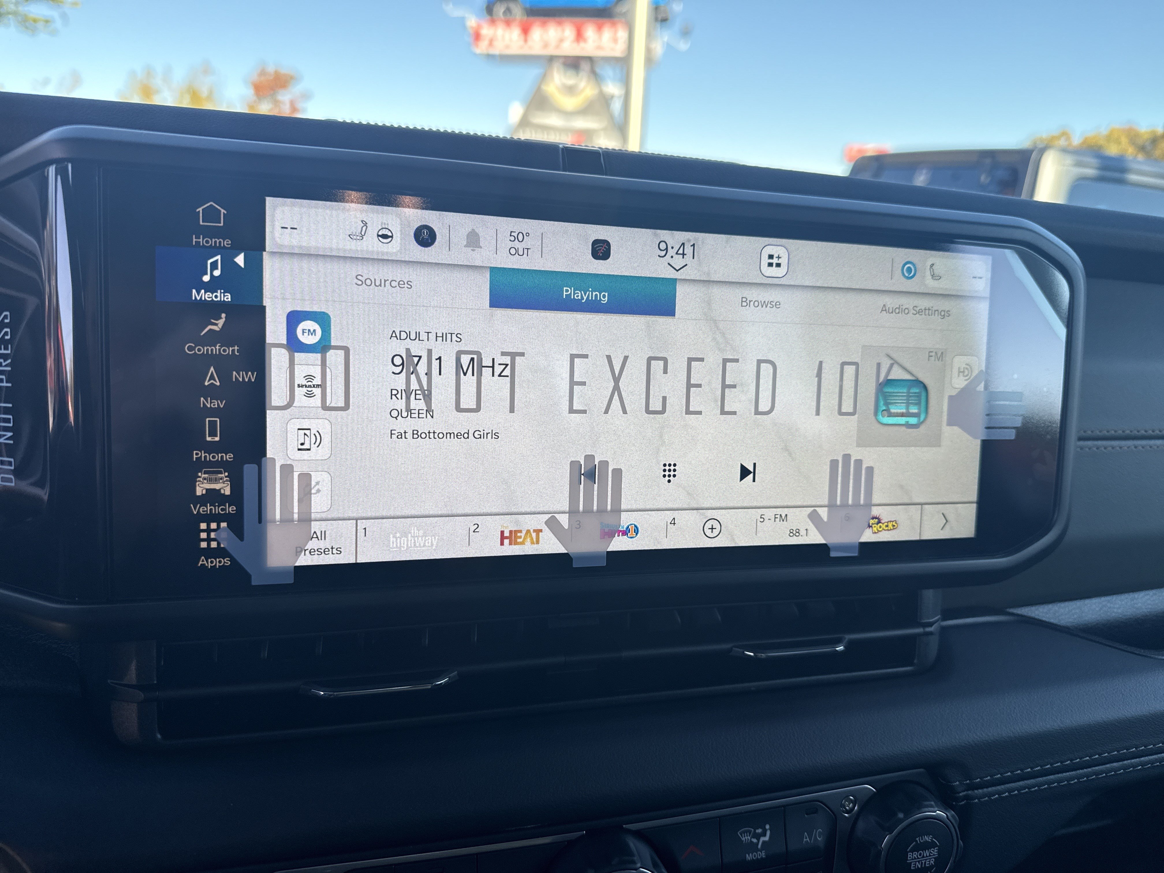 New 2026 Jeep Gladiator Mojave AWD/4WD image 29