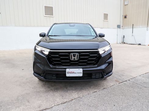 Used 2024 Honda CR-V EX-L image 3