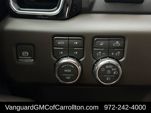 New 2026 GMC Sierra 1500 Denali w/ Denali Reserve Package AWD/4WD image 19