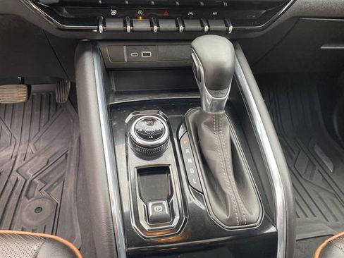 Used 2023 GMC Canyon AT4 w/ AT4 Premium Package image 35