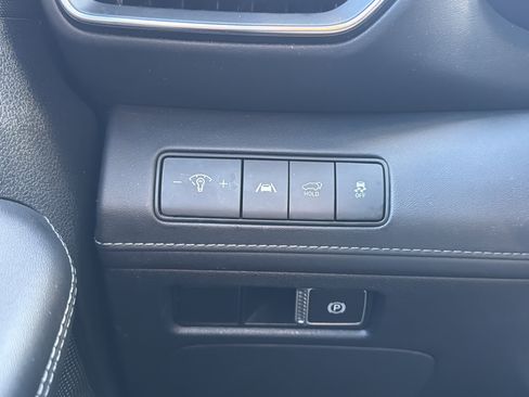 Used 2023 Hyundai Santa Fe Limited image 23