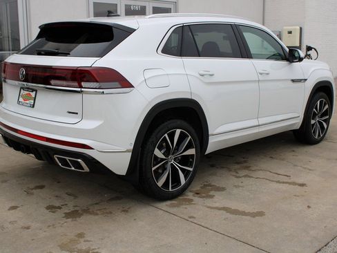 New 2026 Volkswagen Atlas Cross Sport SEL Premium R-Line AWD/4WD image 6