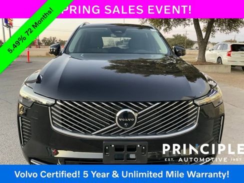 Certified 2025 Volvo XC90 B5 Plus image 3