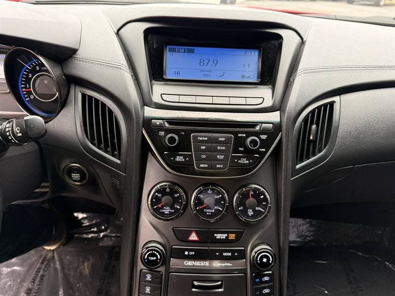 Used 2015 Hyundai Genesis 3.8 RWD image 26