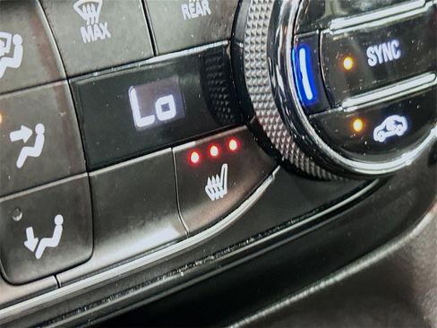 Used 2023 Buick Encore GX Select w/ Sport Touring Package image 20