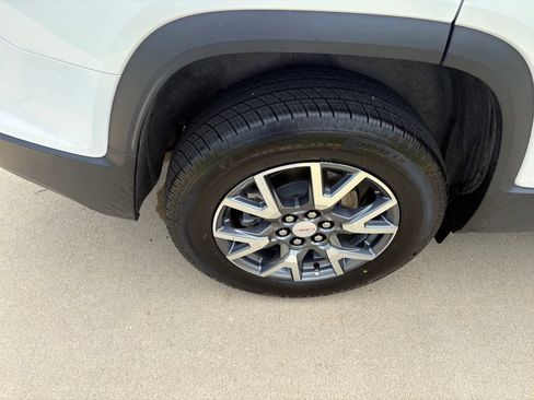 Used 2023 GMC Acadia SLT w/ Preferred Package AWD/4WD image 55