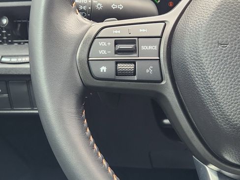 Certified 2025 Honda CR-V Sport image 28