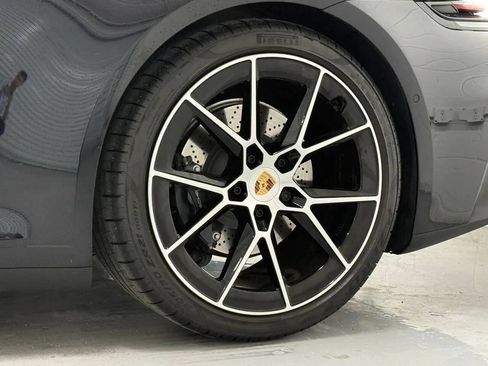 Used 2025 Porsche 911 Carrera RWD image 42
