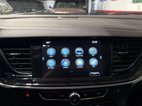 Used 2018 Buick Regal Essence w/ Sights and Sounds Package AWD/4WD image 73