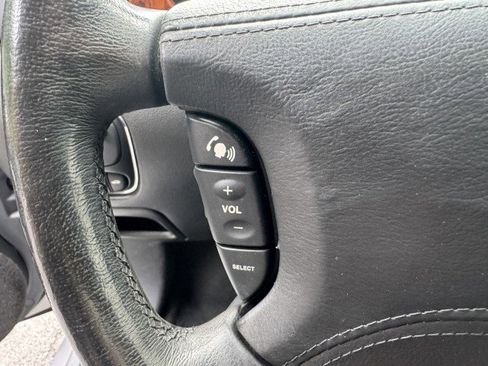 Used 2005 Jaguar XJ Vanden Plas Super V8 RWD image 22