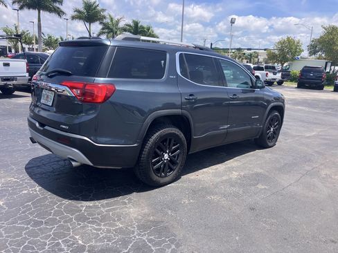 Used 2019 GMC Acadia SLT AWD/4WD image 5