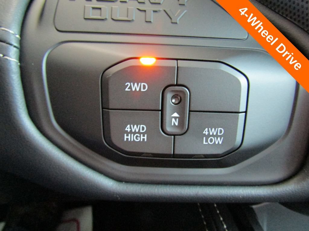 Used 2026 RAM 2500 Limited AWD/4WD image 18