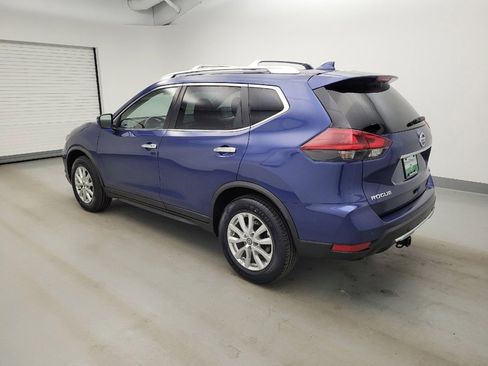Used 2019 Nissan Rogue SV AWD/4WD image 3