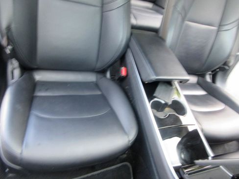 Used 2017 Tesla Model 3 Standard Range RWD image 24