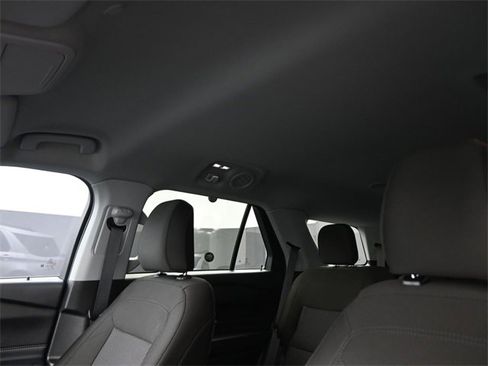 Used 2023 Ford Explorer XLT image 23