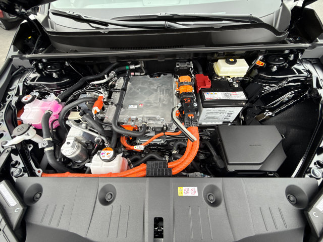 New 2026 Toyota C-HR AWD/4WD image 7