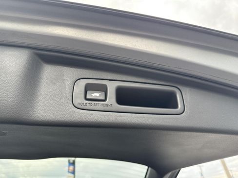 Certified 2025 Honda CR-V EX-L image 9