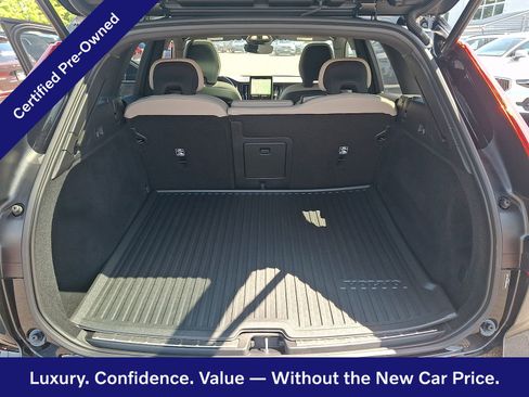 Certified 2026 Volvo XC60 B5 Plus w/ Protection Package Premier AWD/4WD image 30