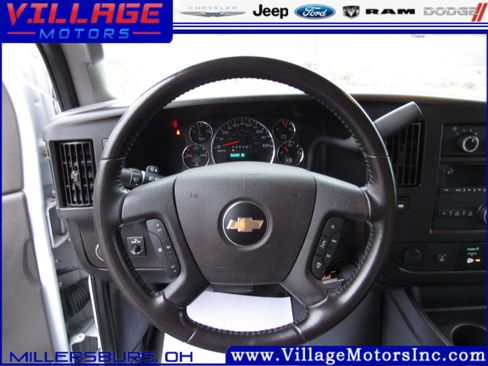 Used 2022 Chevrolet Express 3500 w/ Power Convenience Package image 12