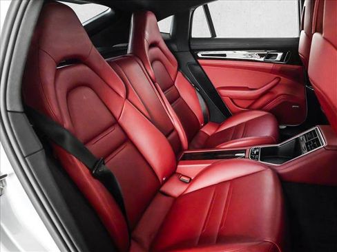 Used 2019 Porsche Panamera 4 AWD/4WD image 21