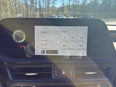 Used 2024 Lexus ES 350 w/ Premium Package image 19