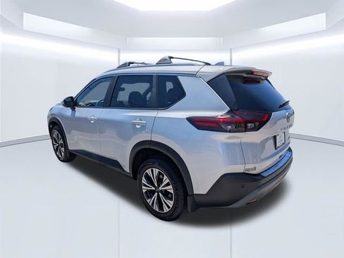 Used 2023 Nissan Rogue SV w/ SV Premium B Package FWD image 6