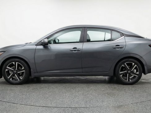 Used 2025 Nissan Sentra SV FWD image 7