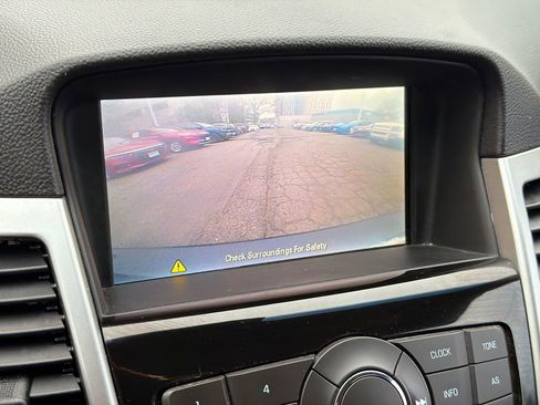 Used 2014 Chevrolet Cruze LT FWD image 24