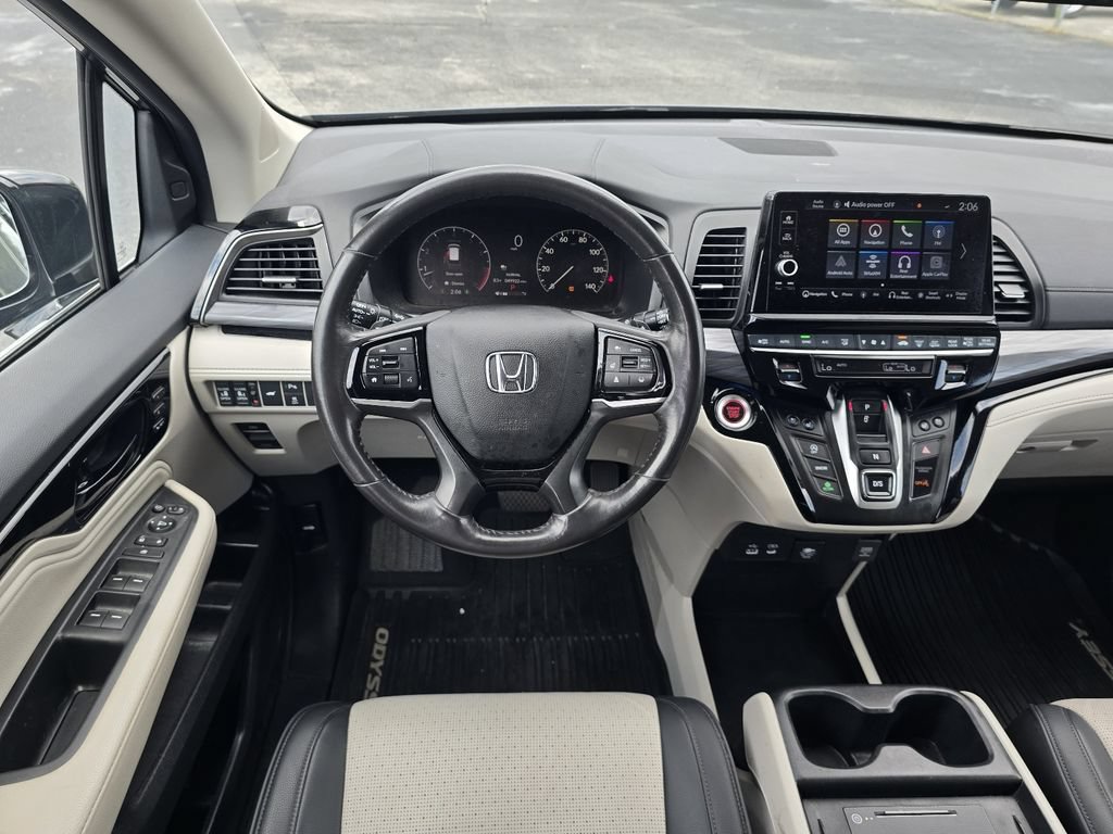 Used 2025 Honda Odyssey Elite image 14