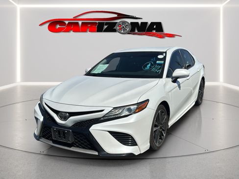 Used 2019 Toyota Camry XSE w/ Navigation Package FWD image 11