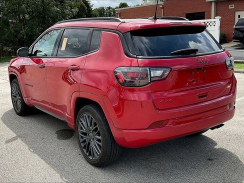 Used 2022 Jeep Compass Limited w/ (RED) Package AWD/4WD image 3