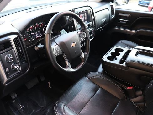 Used 2018 Chevrolet Silverado 1500 LT w/ All Star Edition image 10