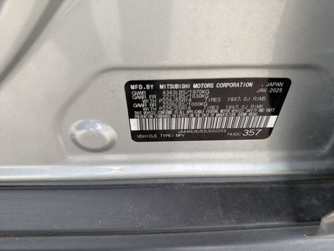 Used 2025 Mitsubishi Outlander Sport SE AWD/4WD image 3