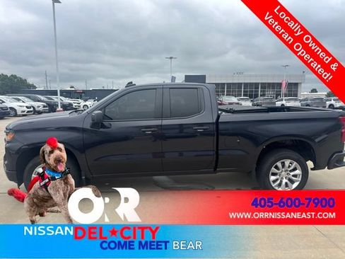 Used 2022 Chevrolet Silverado 1500 Custom RWD image 2