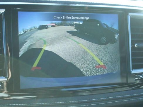 New 2026 Chrysler Pacifica Select image 9