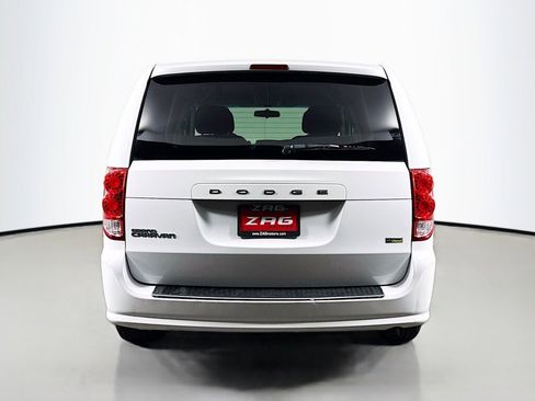 Used 2016 Dodge Grand Caravan SE w/ Quick Order Package 29E SE image 4