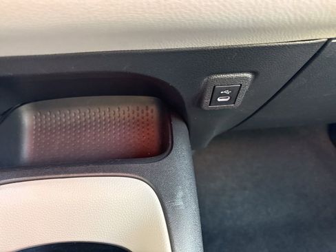 Certified 2024 Toyota Corolla LE image 30