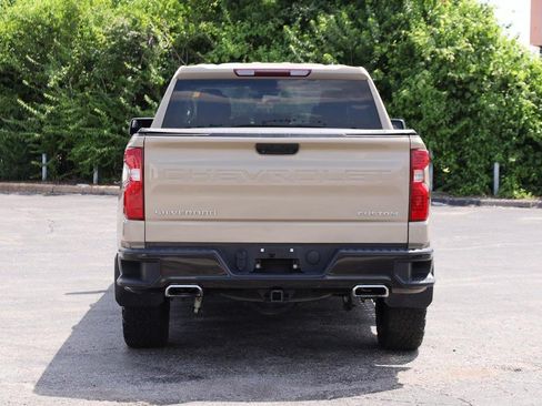 Used 2022 Chevrolet Silverado 1500 Custom Trail Boss AWD/4WD image 6