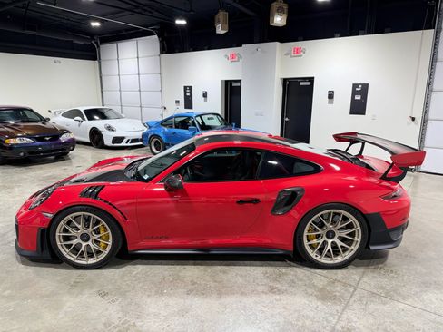 Used 2018 Porsche 911 GT2 RS RWD image 12