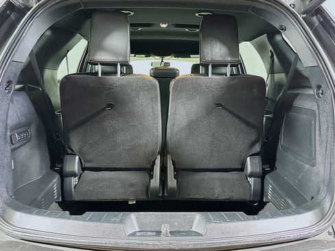 Used 2018 Ford Explorer Limited FWD image 16