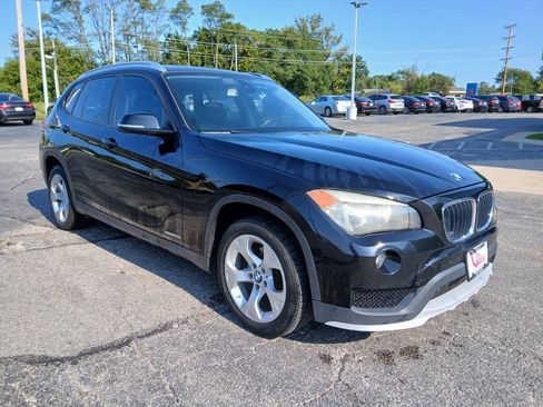 Used 2015 BMW X1 sDrive28i RWD image 3